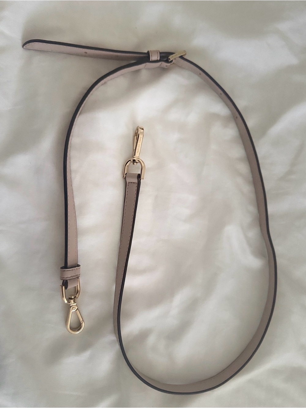 Michael Kors Beige and Pale Pink Signature Satchel - Picture 2 of 7